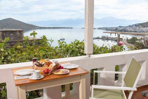 Mavrikiano Apartment | Elounda Summer Apt