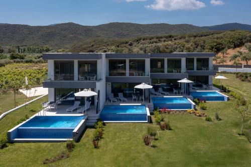 Sarti Villa | ELYSIUM VILLAS Quartet