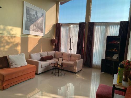 Ciampia Hotel | Embay House & Private Pool