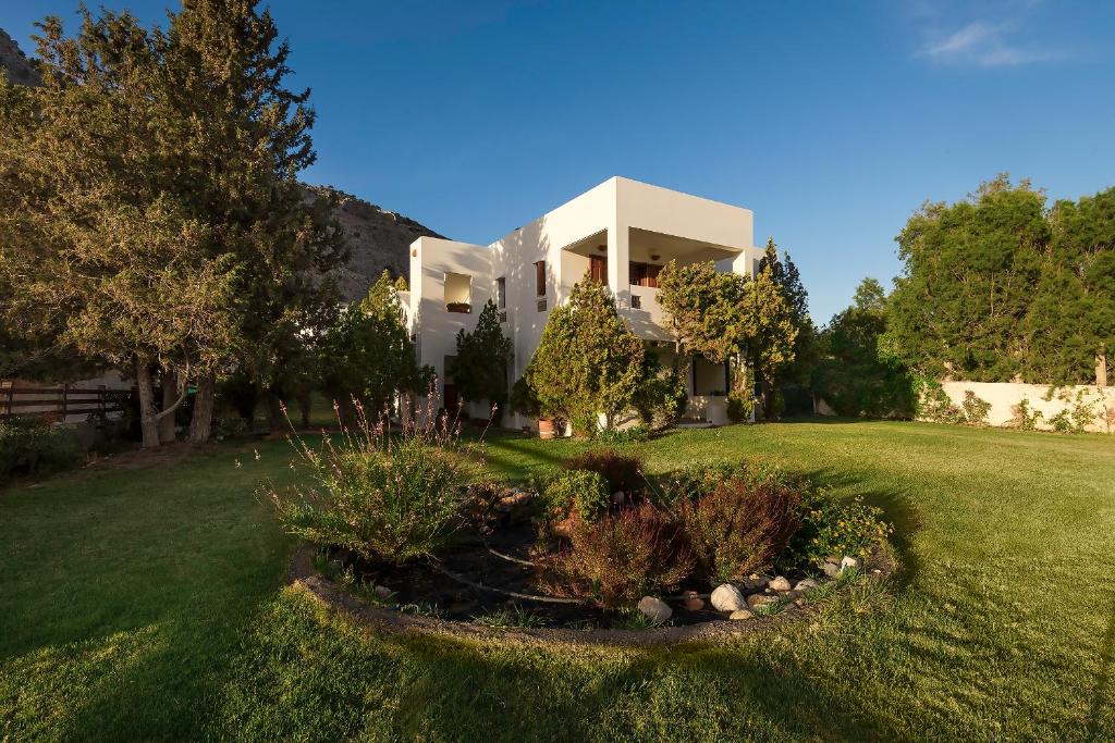 Pefkos Villa | Emerald Dawn Villa
