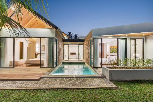 Peliatan Villa | Emerald Hills Villa - 2BR Valley View in Central Ubud