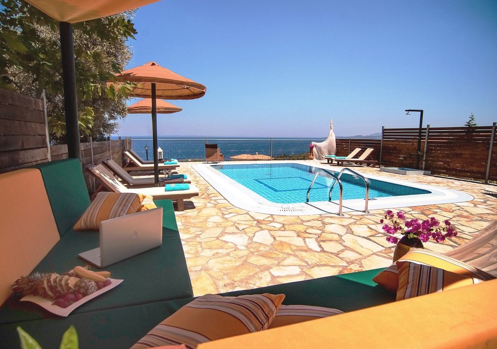 Varvara Villa | Emerald Superior Villa
