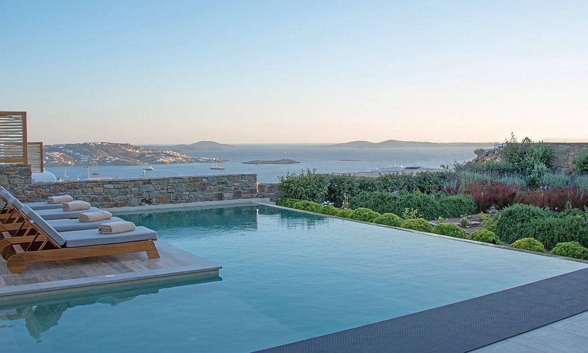 Tourlos Villa | Endearing Mykonos Villa | Villa Riddle | 5 Bedrooms | Breathtaking Sea Views