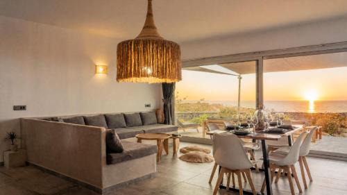Kamari Villa | Erimo Vip