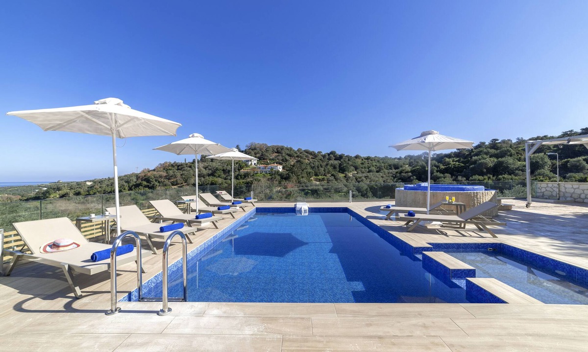 Filaki Villa | Etesians Villa, Heated Pool & Spa Whirlpool, BBQ