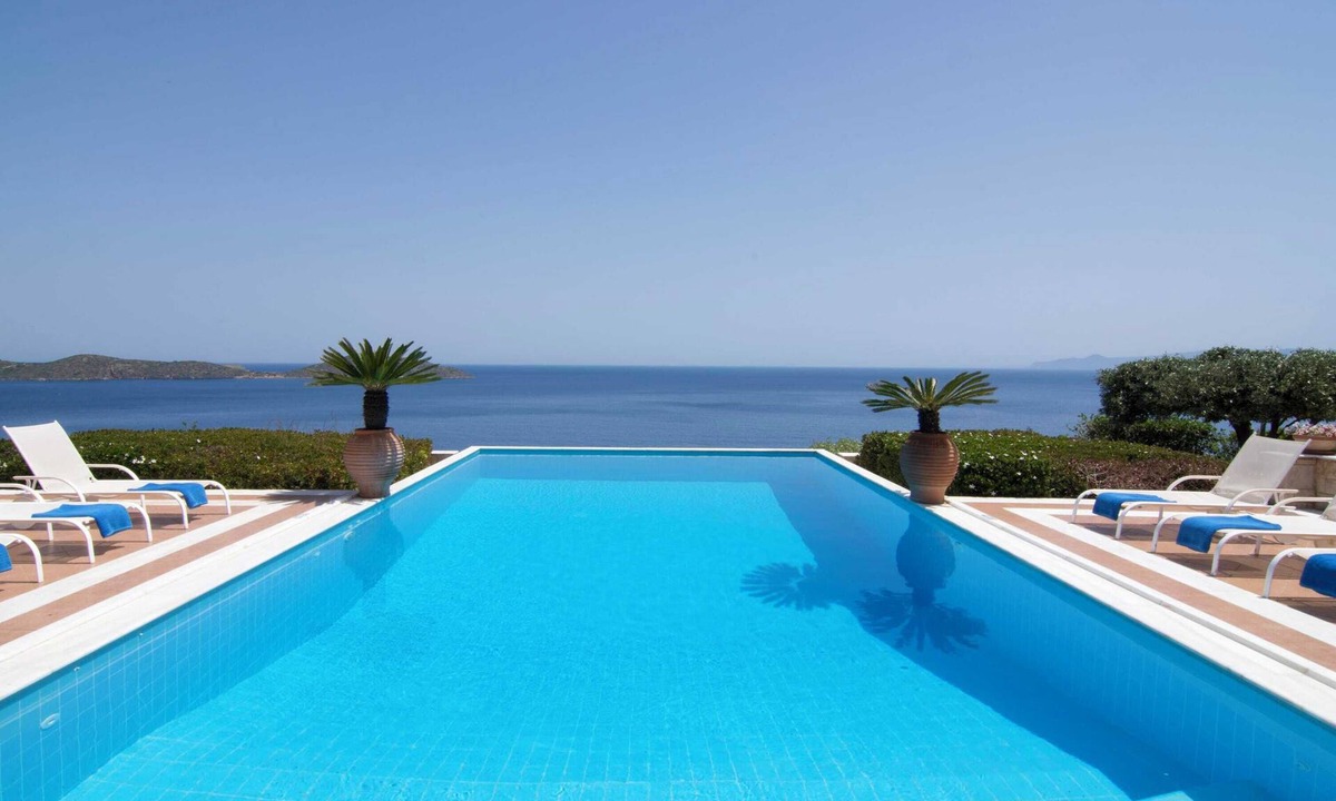 Elounda Villa | Exclusive 6 Br Villa with Infinity Pool and Sea Access