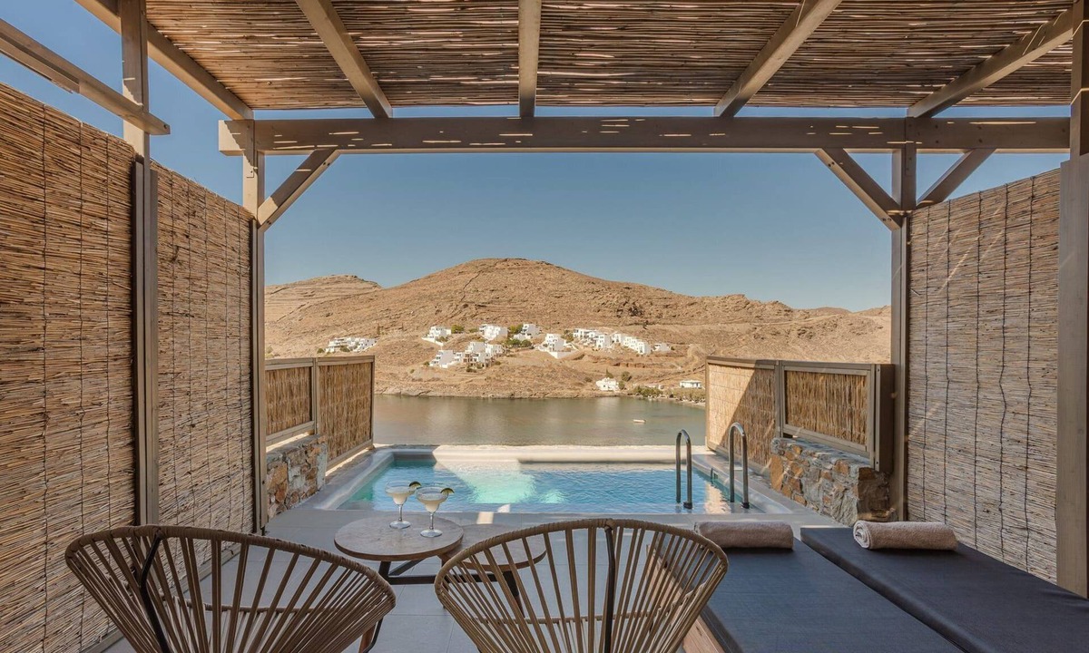 Kithnos Apartment | Exquisite Kythnos Suite | Asteria Suite | Breathtaking Sea Views | Private Pool.