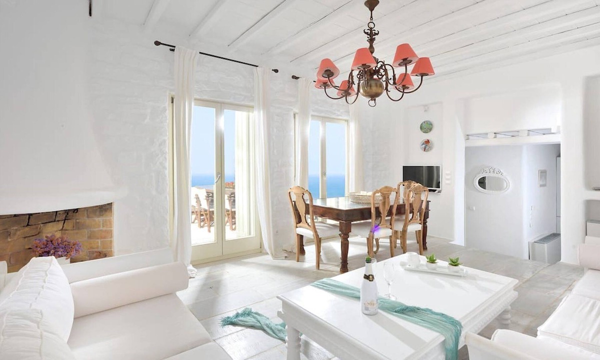 Ftelia Villa | Exquisite Mykonos Apartment | Myconian Penthouse | 2 Bedrooms
