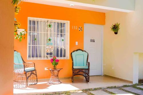 Playa Bibijagua House | Family 2BR Townhouse Beach Access, Pool Fast Wi-Fi