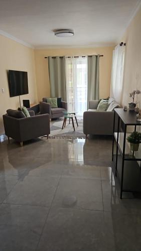 Prado Oriental Apartment | Family Relaxation