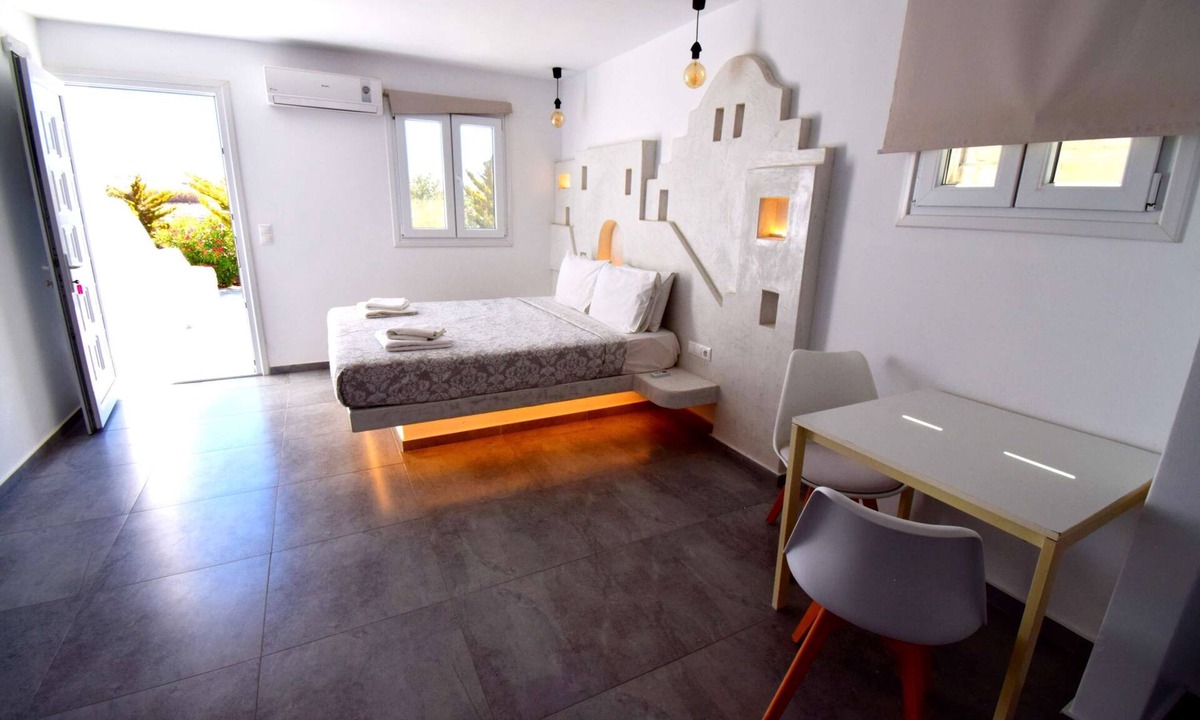 Glastros Apartment | Fantastic studio apartment for 2 people with