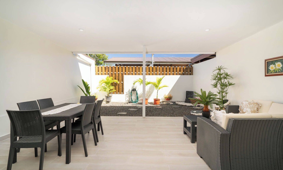 Pirae Apartment | Fare Kenzo