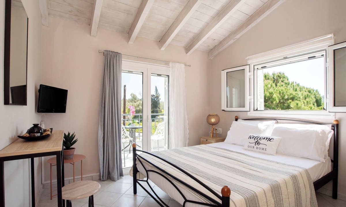 Perivolion Hotel | Fiore Azzurro