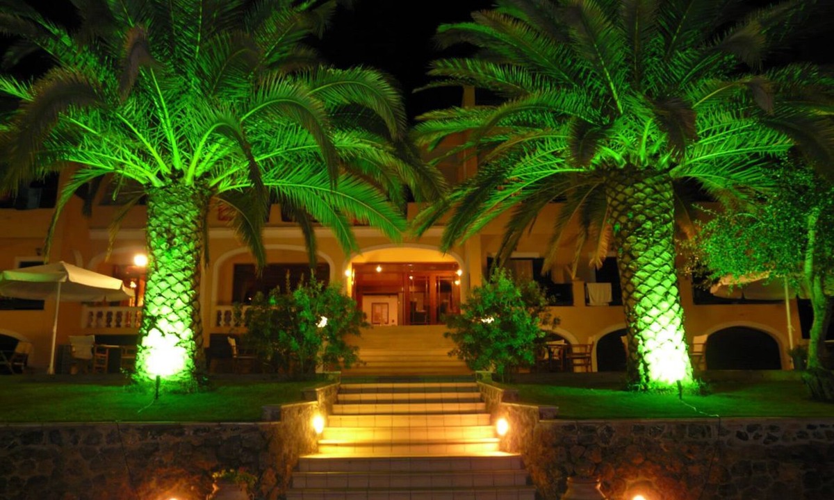 Tzavros Hotel | Fiori Hotel