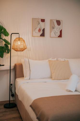 Arachova Apartment | Fireplace Escape