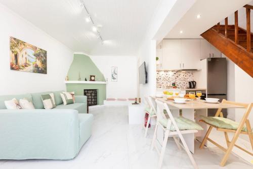 Sinarades Apartment | Focolare Corfiot Residence, Sinarades