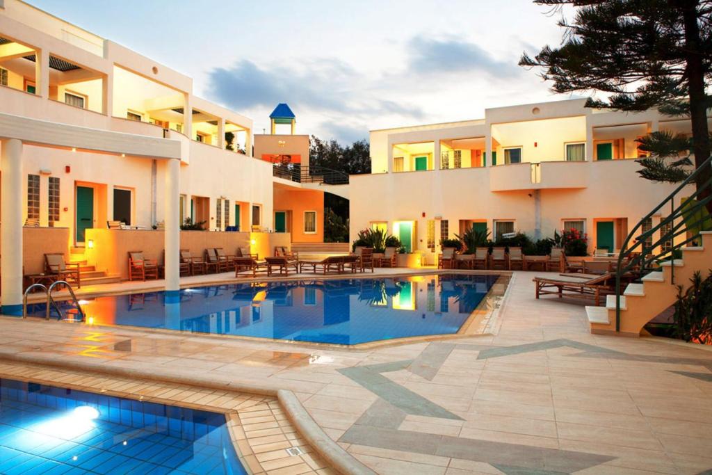 Daratsos Hotel | Forum Suites