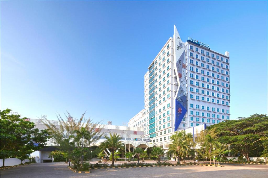 Makassar Hotel | Four Points by Sheraton Makassar