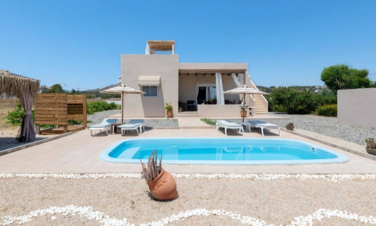 Gennadi Villa | Gennadi Serenity House- beachfront villa with amazing sea view and private pool
