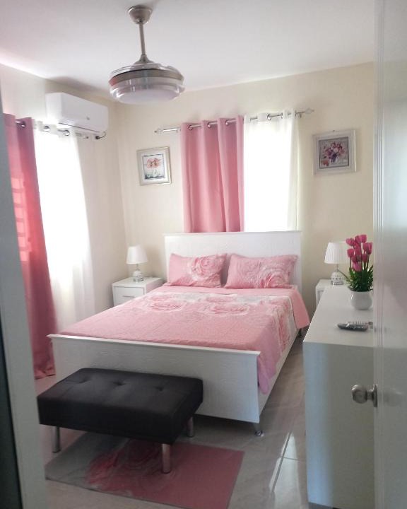 Pedernales Apartment | Girasol Aparta Hotel