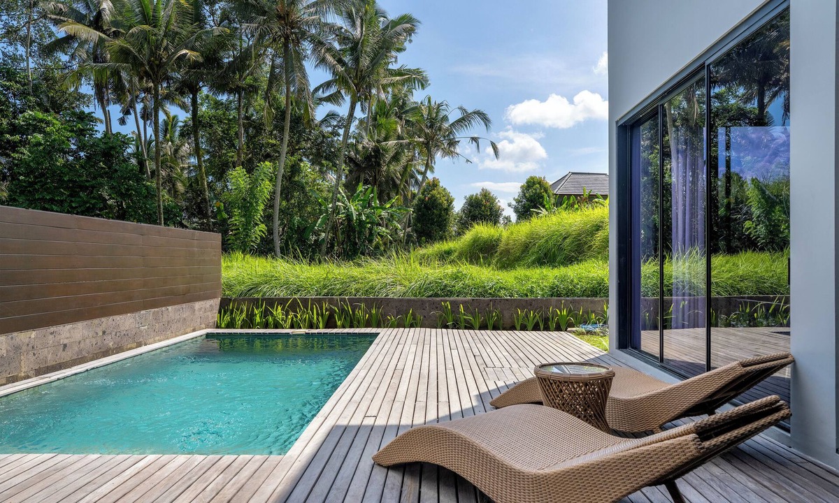 Pejeng Kawan Villa | Glass House 2BR Villa in Rice Filed, Ubud