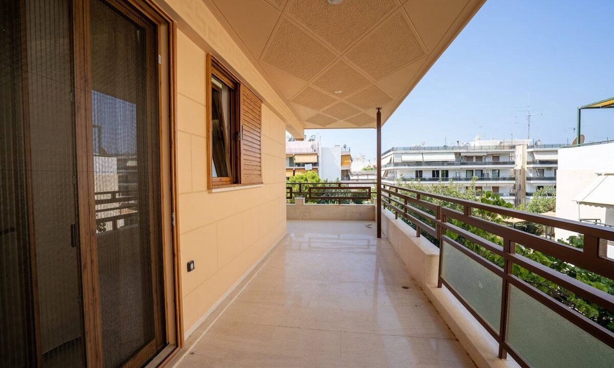Glyfada Condo | Glyfada Prime Vacation Rentals