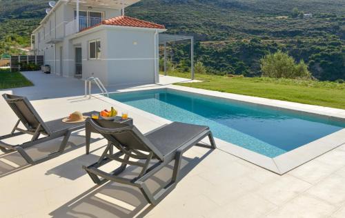 Ratzakli Villa | Gold Sun Villa