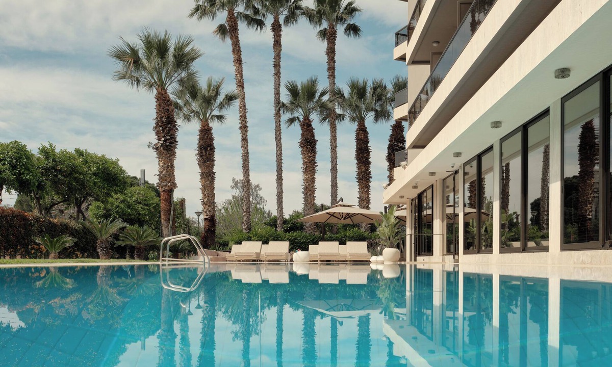 Glyfada Hotel | Golden Sun
