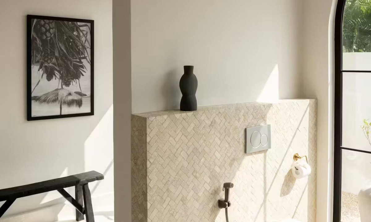 Munggu House | Gorgeous 2 Br , 100m from beach