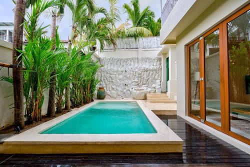 Batu Bolong Villa | great 3-bedroom Villa Near Canggus Top Attractions