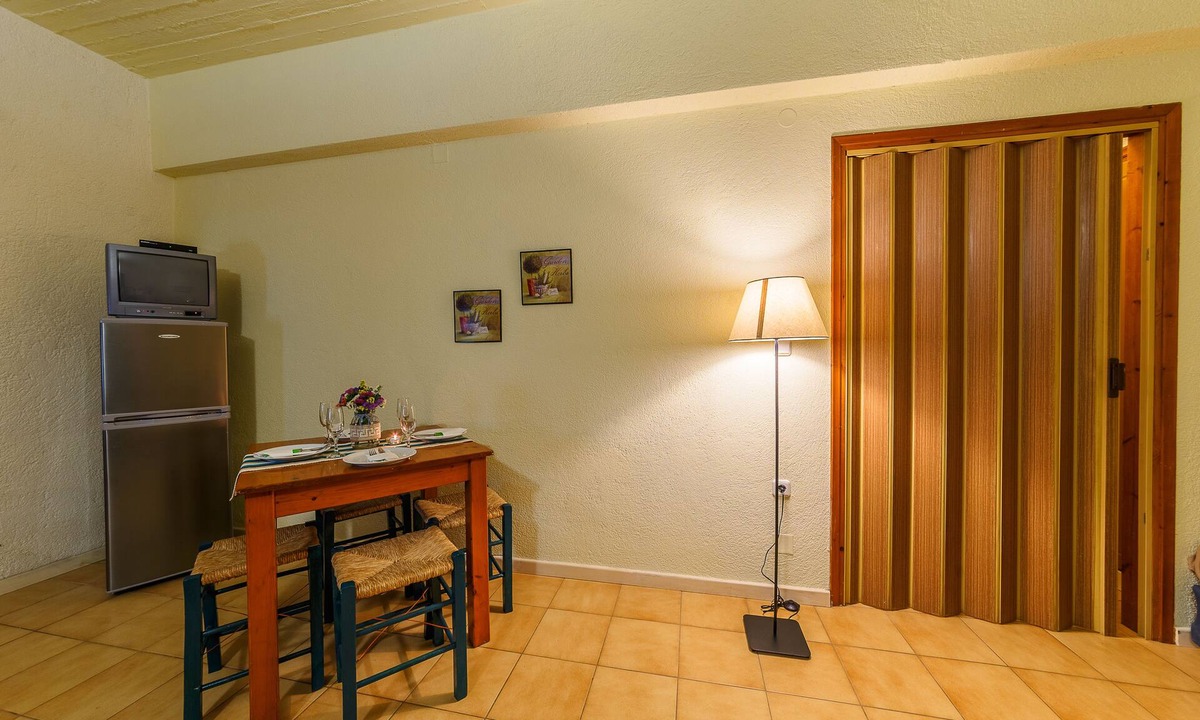 Petalidi Apartment | Grekis hotel & Apartments
