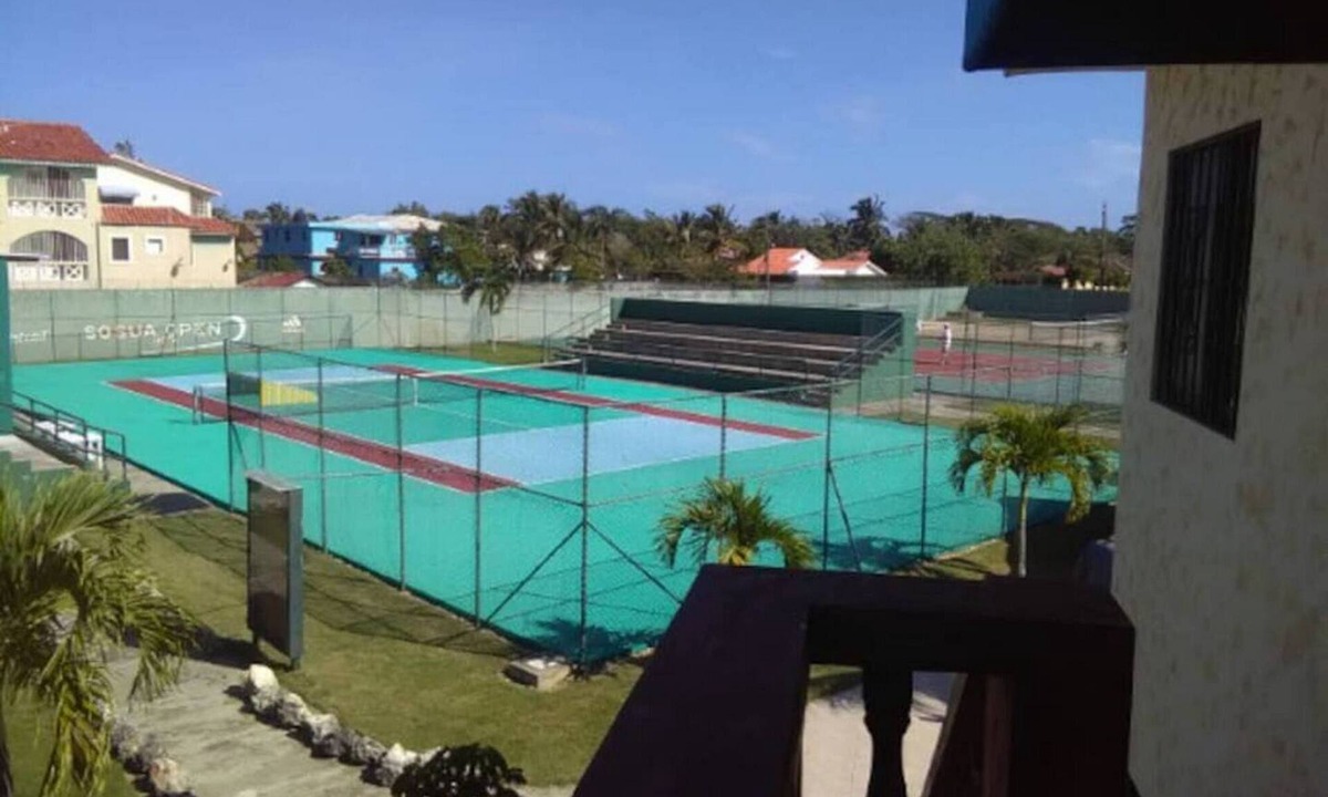 Playa Chiquita Apartment | Guest-friendly 1BD apt, tennis/ping-pong/billiars/pool/cable TV, near beach!