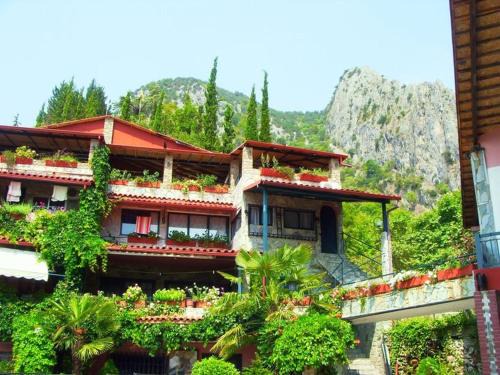 Loutraki Apartment | Haus Almopia - Lutra Pozar