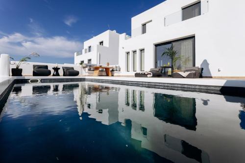 Plaka Villa | Hidden Gem - 2Br Sea View Villas - Plaka Beach Naxos