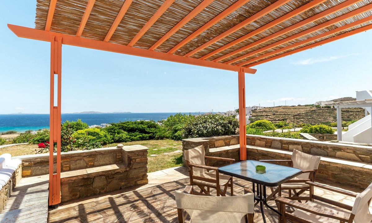Agios Ioannis House | Holiday Home 'Anemologio 203 Tinos' with Sea View, Wi-Fi and Air Conditioning
