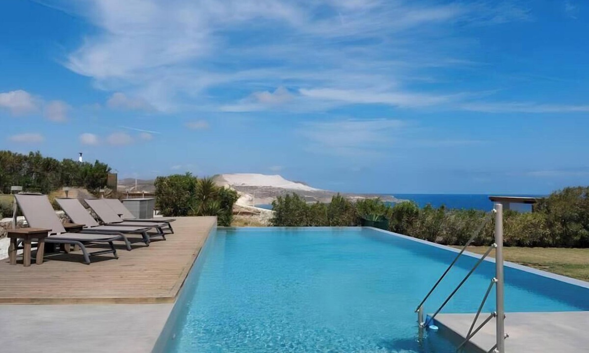 Milos House | Holiday Home 'Olive' with Sea View, Wi-Fi and Air Conditioning