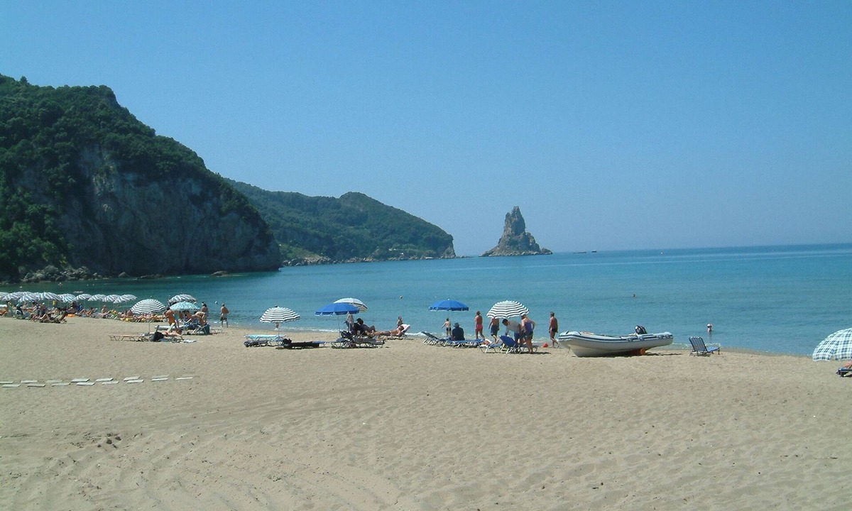 Agios Gordios House | Holiday Studio Apartments Yannis on Agios Gordios Beach in Corfu