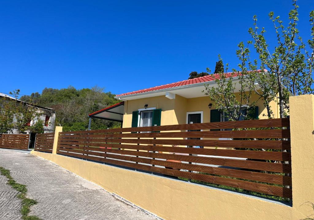 Preveza House | Home in nature