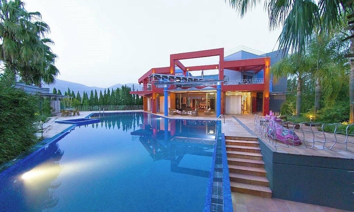 Eretria Villa | Homerez - Luxurious Villa in Eretria with Private Pool
