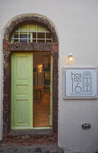 Oia Hostel | Hostel 16 Oia