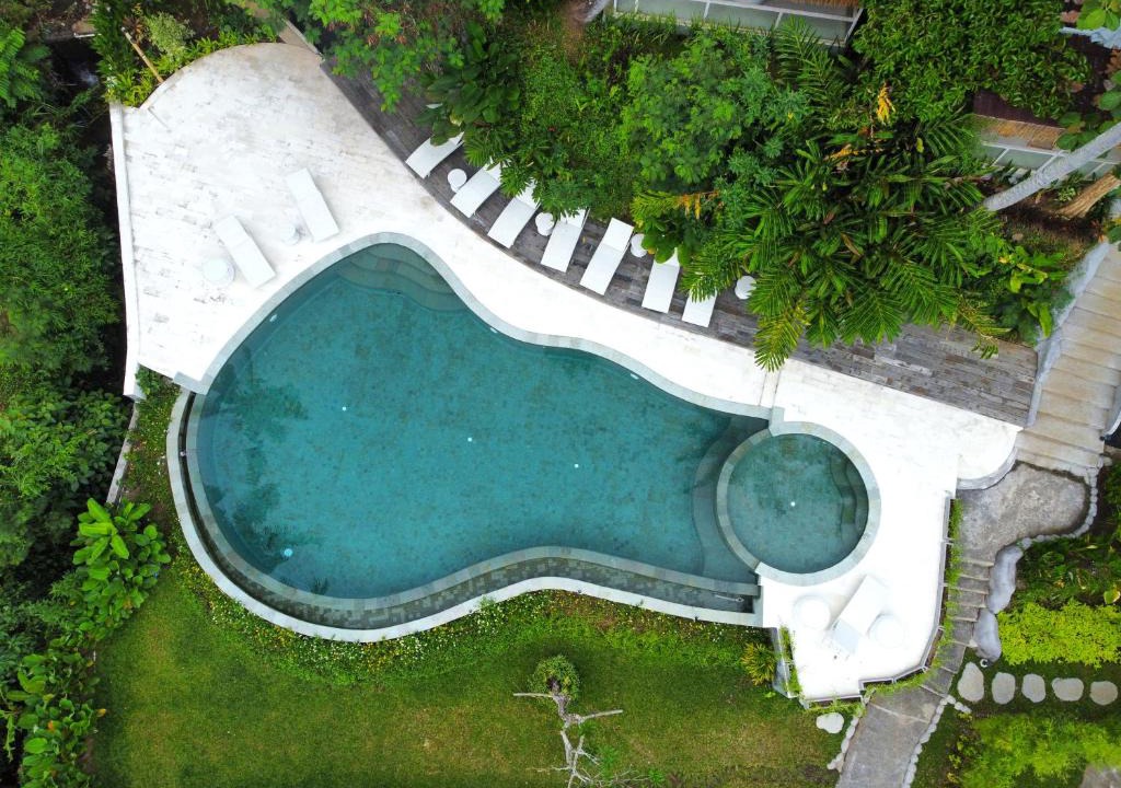 Kemenuh Hotel | Hot Stone Club Ubud