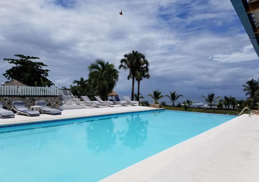 Juan Esteban Hotel | Hotel El Quemaito - Luxury Oceanfront Retreat