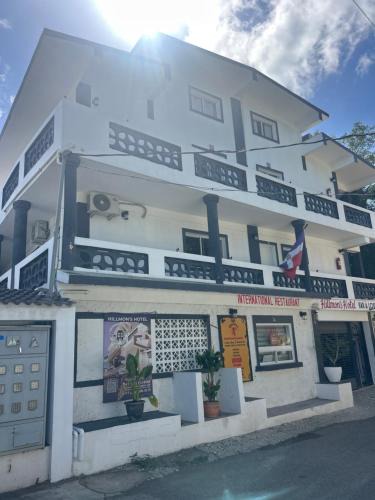 El Batey Hotel | Hotel HILLMON