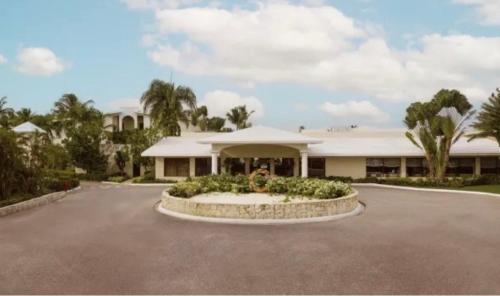 Azua Hotel | Hotel Maxima