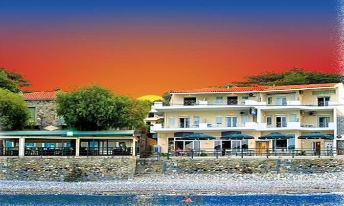 Platana House | Hotel Pelagos Studios