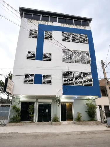 San Juan Province Hotel | Hotel Yireh Grand Suites