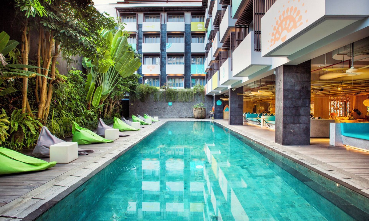 Drupadi Hotel | IKOSHAROLD Suites Seminyak