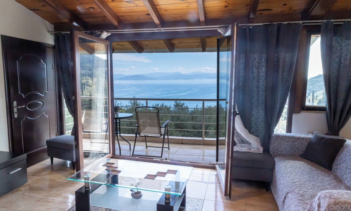 Benitses House | Ionian Skyline Horizon House by ΜΡS