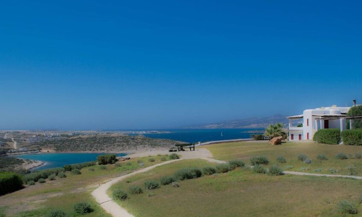 Nea Cryssi Akti Villa | Irene's View Villa two · House with swimming pool near Pounda