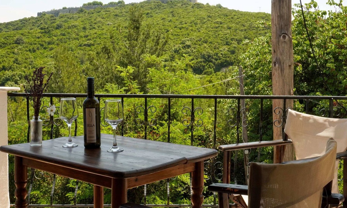 Platamonas Condo | Irida's Summer Getaway - Unique Summer Escape